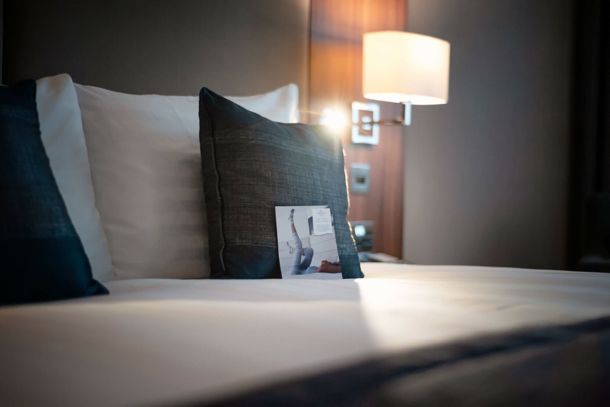 Готель Crowne Plaza London Heathrow T4 By Ihg Ґіллінґдон Екстер'єр фото