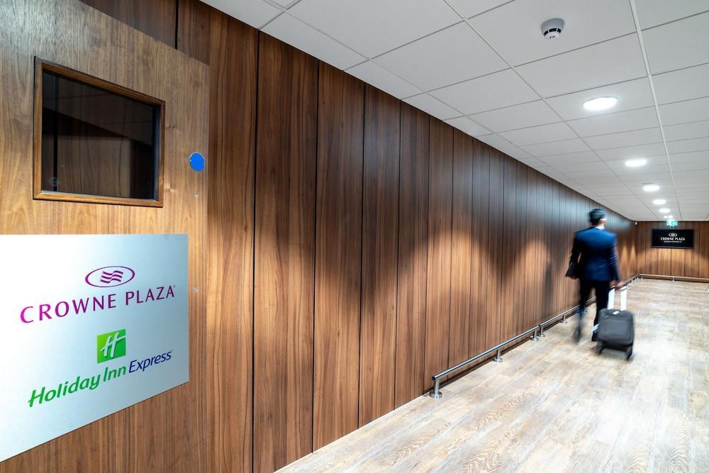 Готель Crowne Plaza London Heathrow T4 By Ihg Ґіллінґдон Екстер'єр фото
